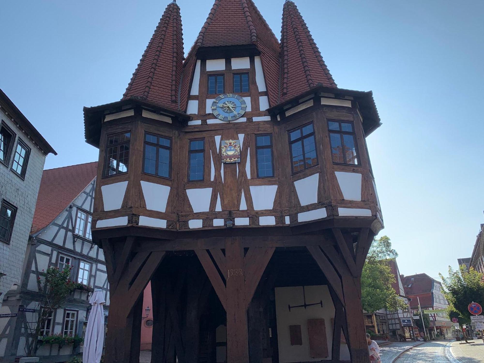 Apartment Am Historischen Rathaus Michelstadt Exterior foto